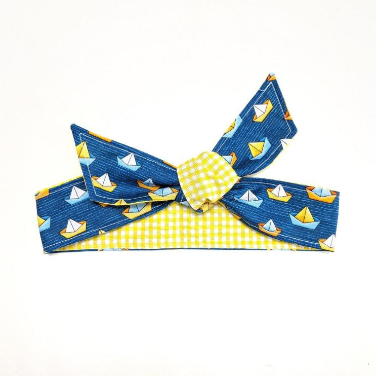 banda para el cabello - azul marino y amarillo - patron de barcos de papel