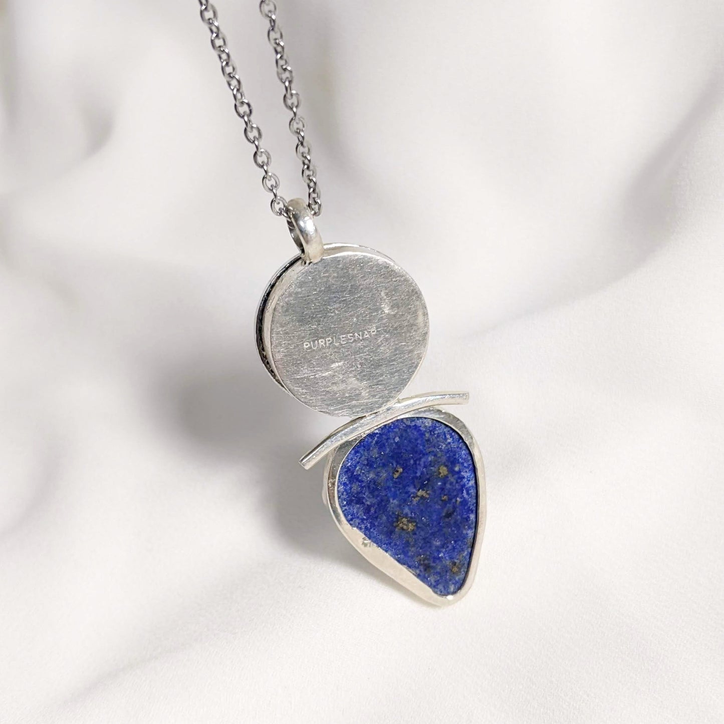 Colgante de Lapis Lazuli con Snap de Luna | Purple Snap Jewelers