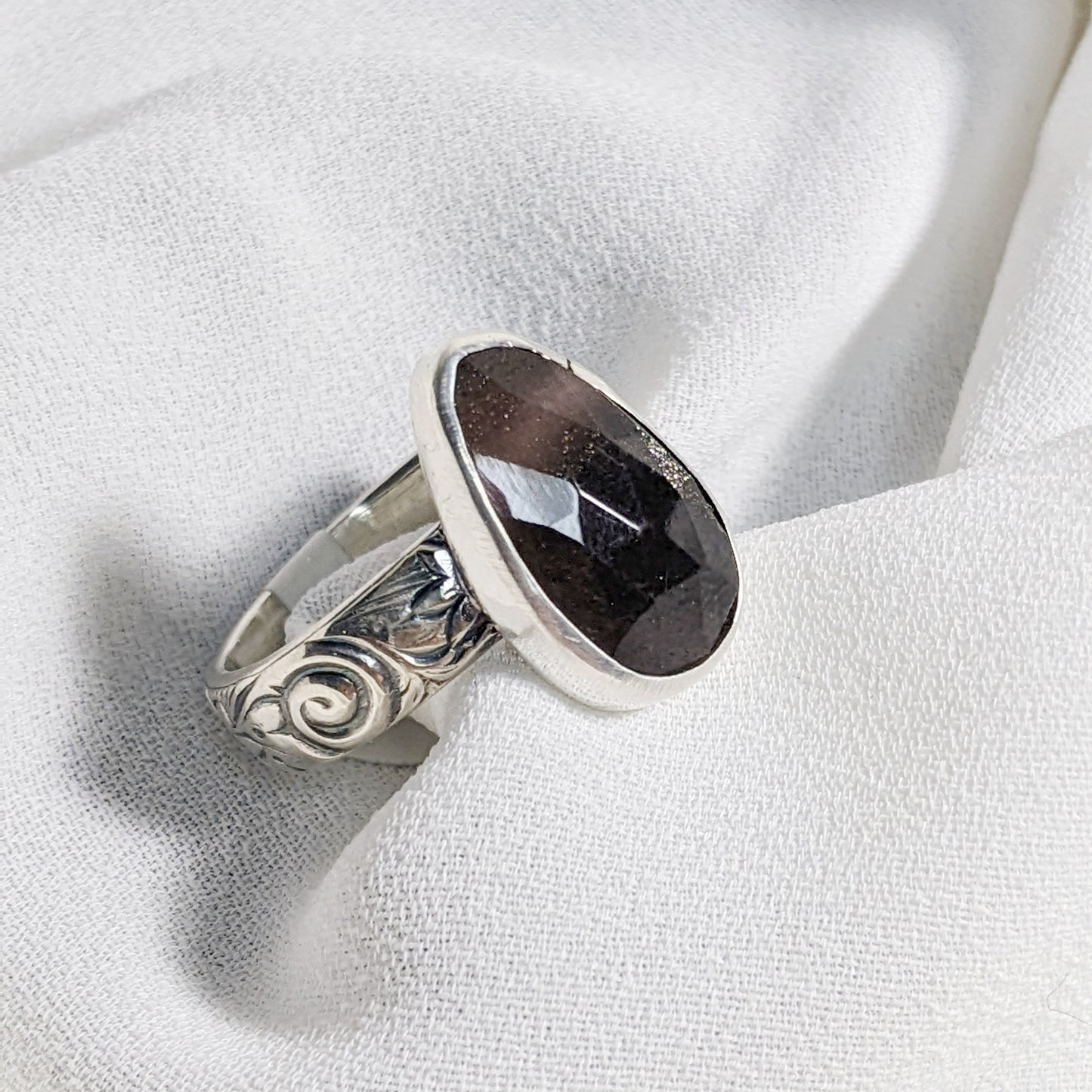 Ring 'Moonstone' Chocolate | Silver| Purple Snap Jewelers