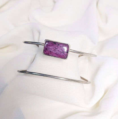 Brazalete con Rubí | Ajustable | Purple Snap Jewelers