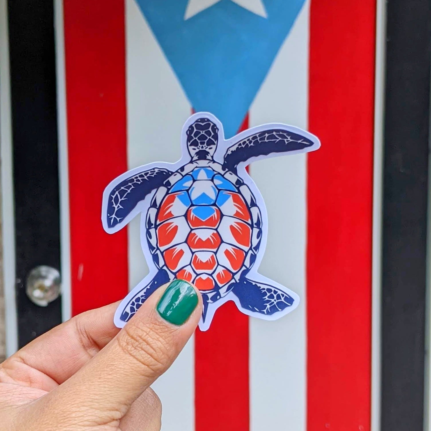 sticker de tortuga con la bandera de puerto rico