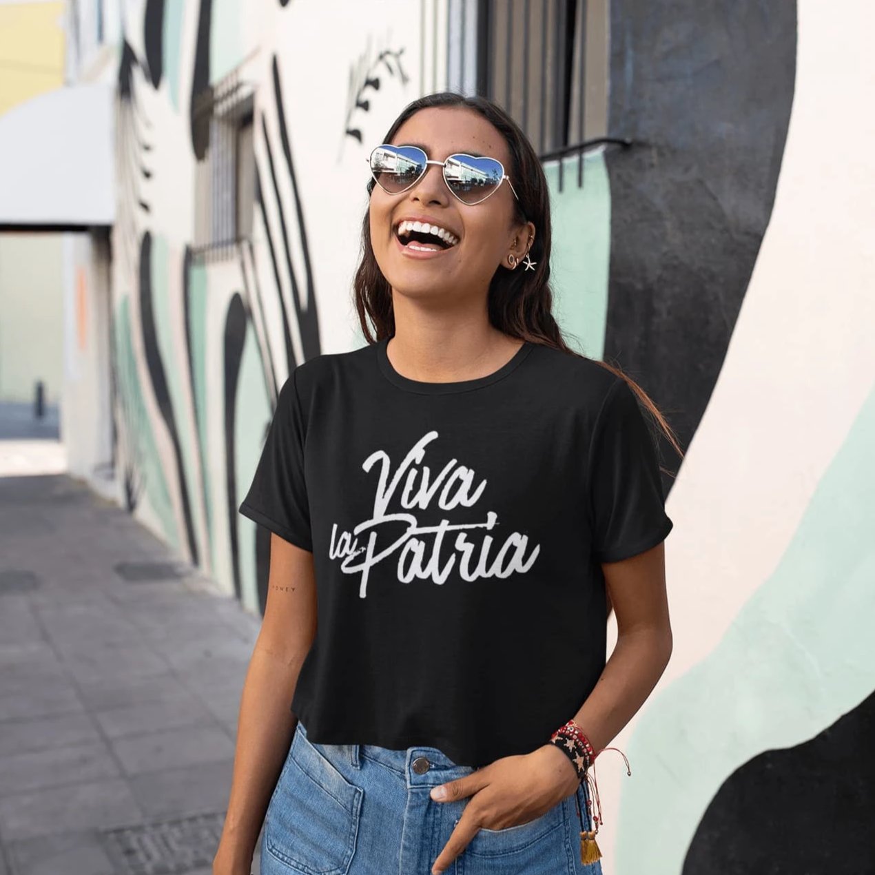 Viva la Patria Cropped tee